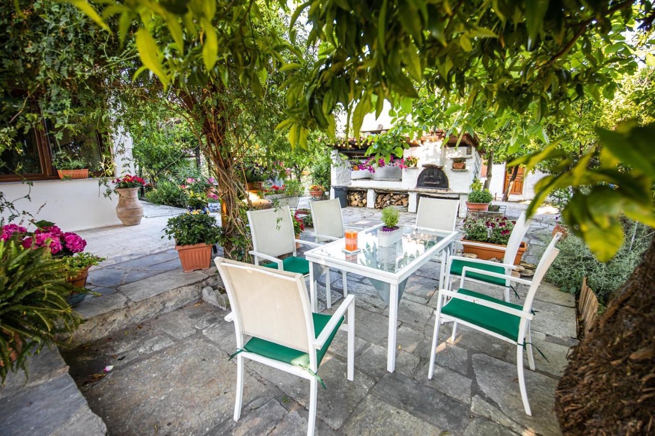 The Village House Volos Eksteriør billede